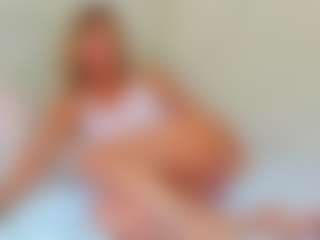 Live cam show with -Elisa- - BBW on Uber Horny