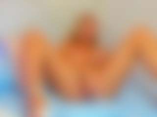 Live cam show with -Elisa- - Nipple Piercings on Dolls Live