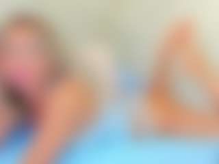 Live cam show with -Elisa- - BBW on Dolls Live