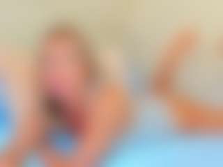 Live cam show with -Elisa- - Green Eyes on SpankPalCams