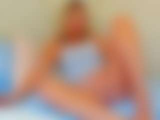 Live cam show with -Elisa- - Amateur on Camming Site