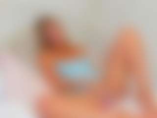 Live cam show with -Elisa- - Athletic White on slutload | spain