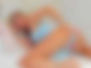 Live cam show with -Elisa- - Interactivetoy Mature on Fling VIP Chat