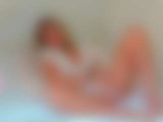 Live cam show with -Elisa- - Blonde Hair on Strip Flash - Live Sex Shows