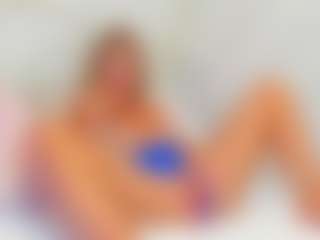 EllisaCherry's Live Sex Cam Show