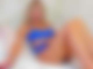 Live cam show with EllisaCherry - BBW on https://playwithruby.com