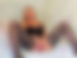 EllisaCherry's Live Sex Cam Show