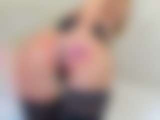Live cam show with EllisaCherry - BBW Toys on sexylivex.com