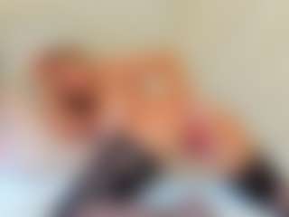 Live cam show with EllisaCherry - White on live18s.com | united states