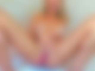 Live cam show with EllisaCherry - Tattoos Mature on Camsoda