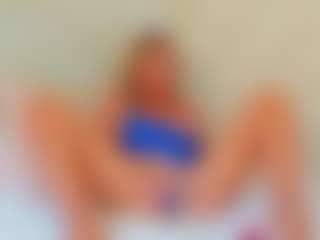 EllisaCherry's Live Sex Cam Show