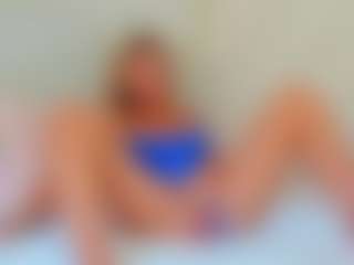 EllisaCherry's Live Sex Cam Show