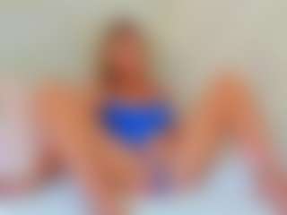 EllisaCherry's Live Sex Cam Show