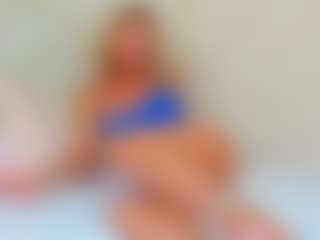 EllisaCherry's Live Sex Cam Show