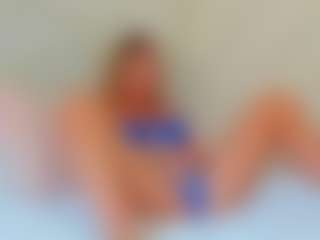 Live cam show with EllisaCherry - HD MILF on Camsoda