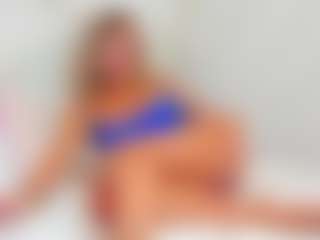 Live cam show with EllisaCherry - Middle Aged on Camsoda Late Night