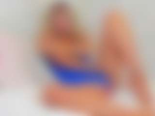 Live cam show with EllisaCherry - Bedroom on Camsoda