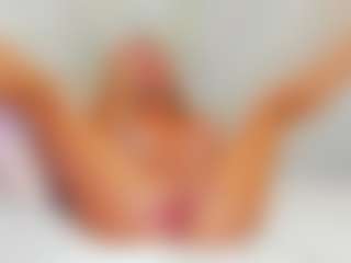Live cam show with EllisaCherry - BBW on Camming Site