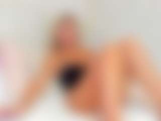 Live cam show with EllisaCherry - Blonde Hair Teen (18+) on Camsoda