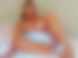 EllisaCherry's Live Sex Cam Show