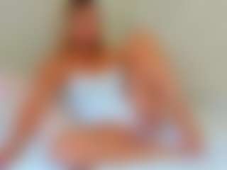 Live cam show with EllisaCherry - Genital Piercings on Gym Cam Girls