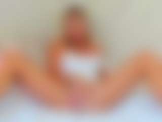 Live cam show with EllisaCherry - Full Nudity on Dare Cams