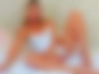 EllisaCherry's Live Sex Cam Show