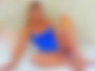 EllisaCherry's Live Sex Cam Show