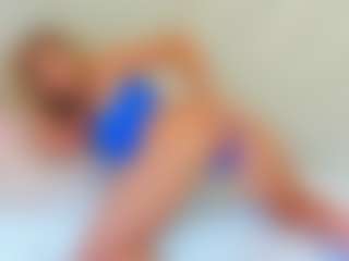 Live cam show with EllisaCherry - Skinny MILF on Mixed Magazine Live