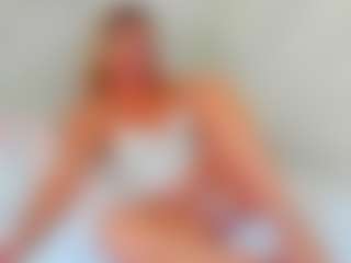 Live cam show with EllisaCherry - Athletic Middle Aged on Camsoda