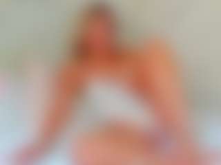 EllisaCherry's Live Sex Cam Show