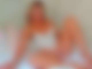 Live cam show with EllisaCherry - Strip Mature on Camming Site
