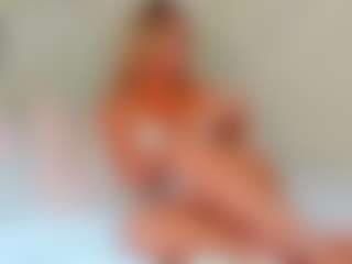Show en direct avec EllisaCherry - Squirt Mature sur Camsoda