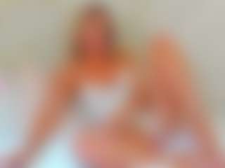EllisaCherry's Live Sex Cam Show