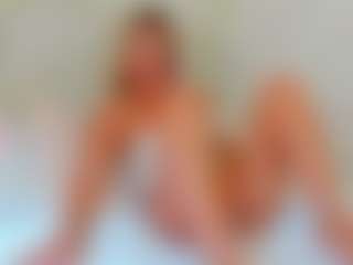 EllisaCherry's Live Sex Cam Show