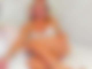 Live cam show with EllisaCherry - Bedroom on Milfs Live