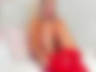 Live-Cam-Show mit EllisaCherry - Amateur MILF auf Camsoda