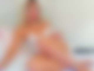 Live cam show with EllisaCherry - BBW Mature on StripNow
