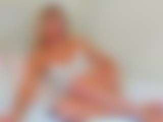 EllisaCherry's Live Sex Cam Show