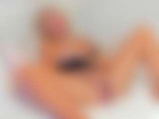 EllisaCherry's Live Sex Cam Show
