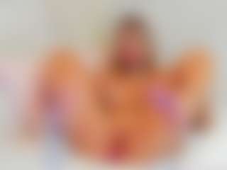 EllisaCherry's Live Sex Cam Show