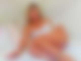 EllisaCherry's Live Sex Cam Show