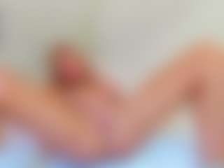 EllisaCherry's Live Sex Cam Show