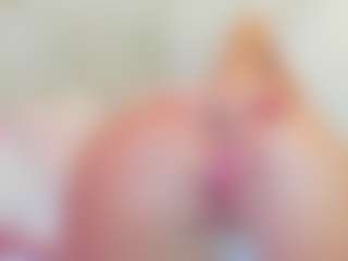 EllisaCherry's Live Sex Cam Show