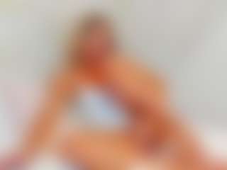 EllisaCherry's Live Sex Cam Show