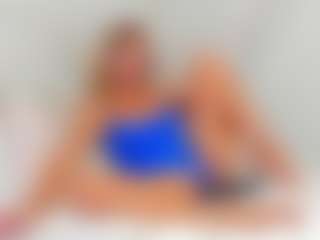 EllisaCherry's Live Sex Cam Show