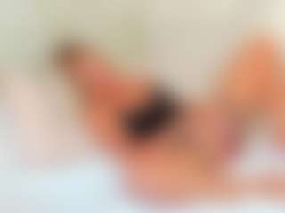 EllisaCherry's Live Sex Cam Show