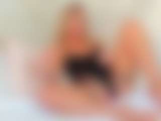 EllisaCherry's Live Sex Cam Show