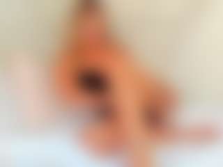 EllisaCherry's Live Sex Cam Show