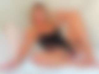 EllisaCherry's Live Sex Cam Show